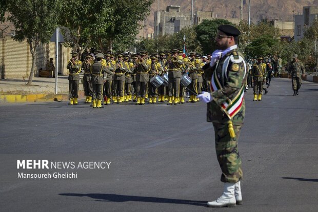 رژه نیروهای مسلح استان سمنان در شاهرود