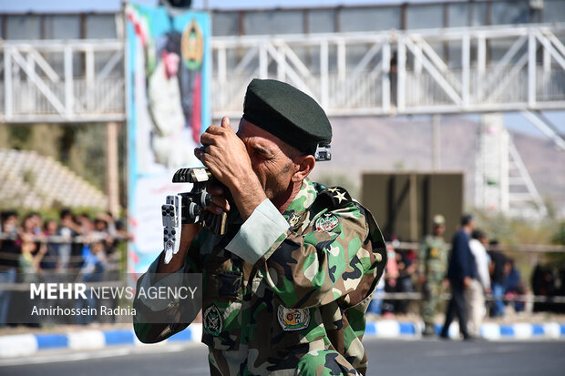 رژه نیروهای مسلح در خراسان جنوبی