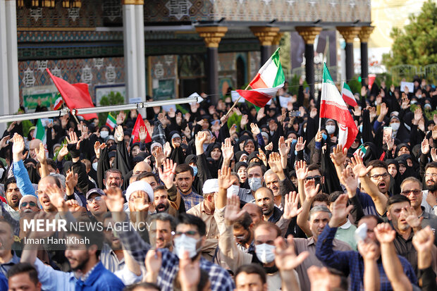 People in Mashahd, Hamedan hold rallies against rioters