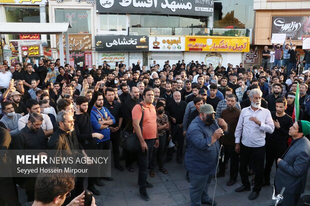 People in Mashahd, Hamedan hold rallies against rioters