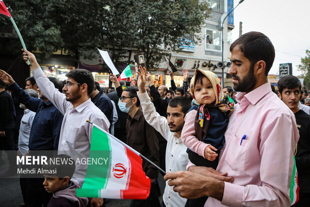 راهپیمایی مردم زنجان در اعتراض به آشوب‌ها