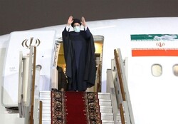 الرئيس الايراني يغادر نيويورك متوجهاً إلى طهران