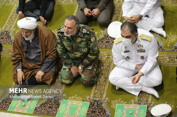 جانب من مسيرة إدانة أعمال الشغب بعد صلاة الجمعة في طهران