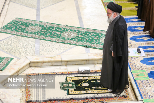 جانب من مسيرة إدانة أعمال الشغب بعد صلاة الجمعة في طهران