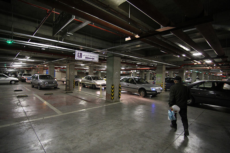 پارکینگ طبقاتی به میزان کافی در اهواز وجود ندارد