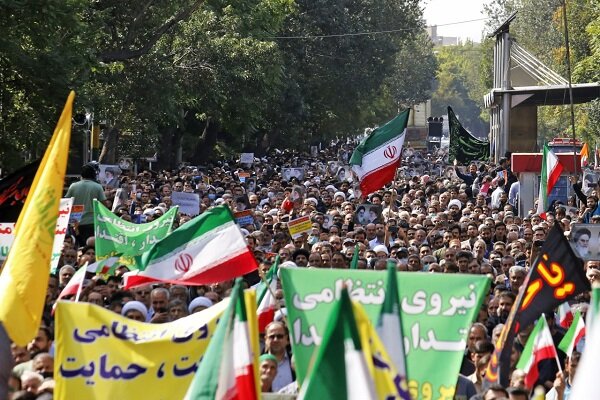راهپیمایی مردم تبریز علیه آشوب و هنجار شکنی