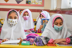 İran’da yeni eğitim öğretim yılı başladı