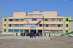 فضای استاندارد ورزشی در مدارس اصفهان ایجاد می‌شود