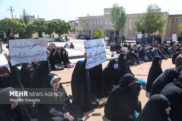 اجتماع جامعه دانشگاهی خراسان شمالی در محکومیت اغتشاشات اخیر در بجنورد