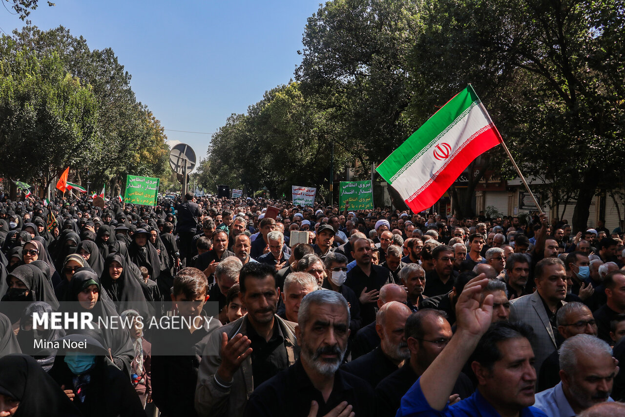ایران بھر میں مقدسات کی بے حرمتی کی مذمت میں عوامی ریلیاں+ویڈیو، تصاویر