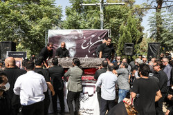 Funeral procession of Iranian actor Amin Tarokh