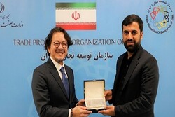 Iran, Thailand stress developing trade-economic coop.