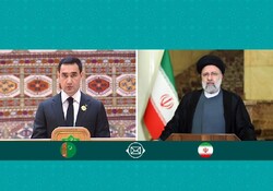 الرئيس الايراني يهنئ تركمانستان بمناسبة عيد استقلالها