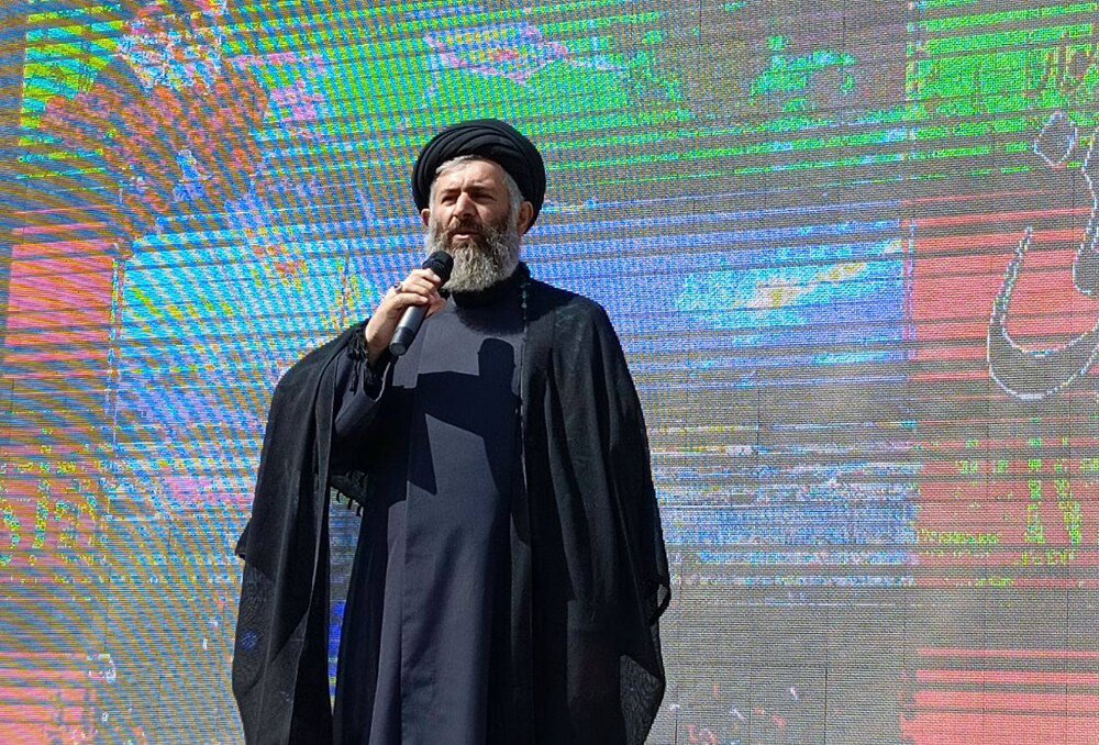عمق انقلاب اسلامی امروز هزاران کیلومتر دورتر از مرزهای ایران است