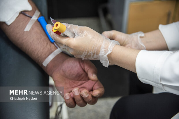 اهدای ۲۴هزار واحد خون در لرستان/اهدای خون توسط بانوان افزایش یافت