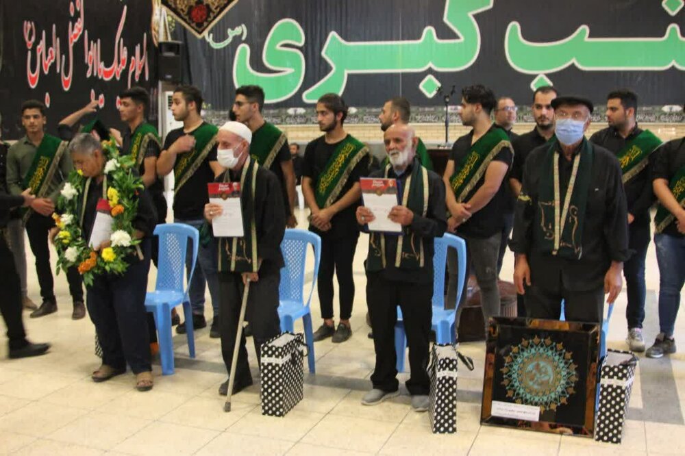 پیر غلامان حسینی در بندر گناوه تجلیل شدند