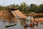 Brezilya'da köprü çöktü: 3 ölü