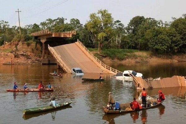 ۳ کشته و ۱۲ زخمی بر اثر فرو ریختن پلی در برزیل