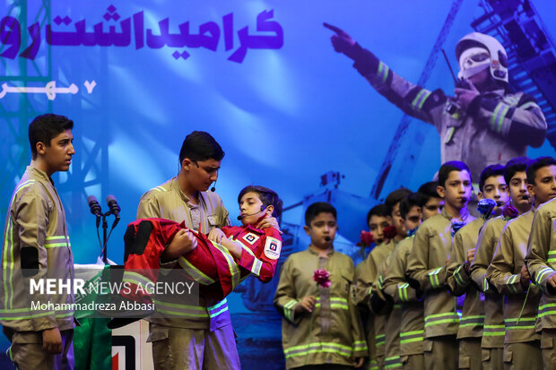 National Firefighters’ Day marked in Tehran