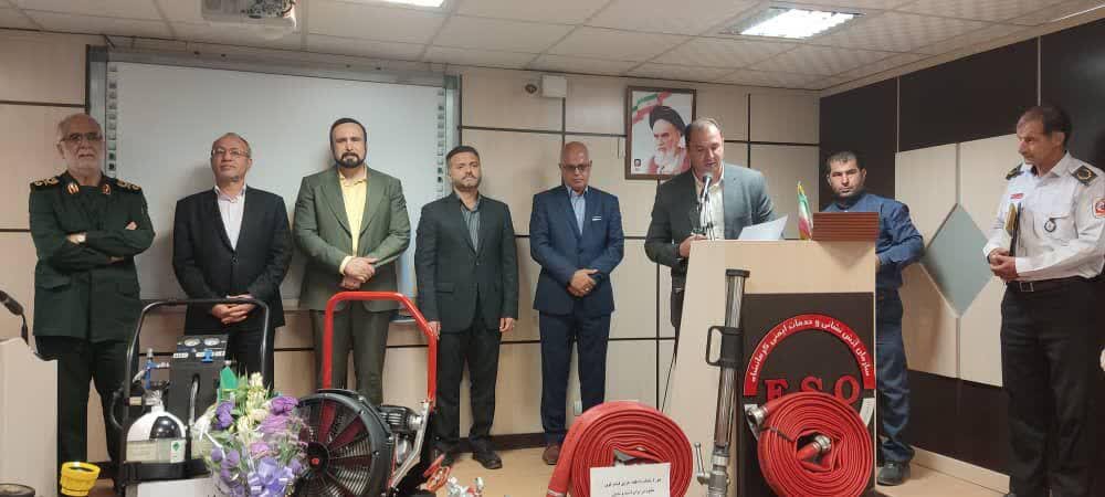 تجلیل از آتشنشانان نمونه و پیشکسوتان آتشنشانی کرمانشاه
