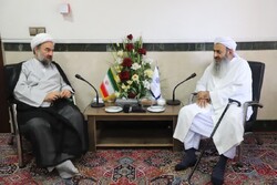 نماینده ولی‌فقیه در سیستان‌وبلوچستان و مولوی عبدالحمید دیدار کردند