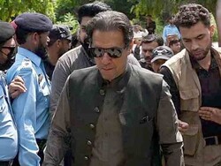 عمران خان لاہورہائیکورٹ میں پیش؛ حفاظتی ضمانت منظور