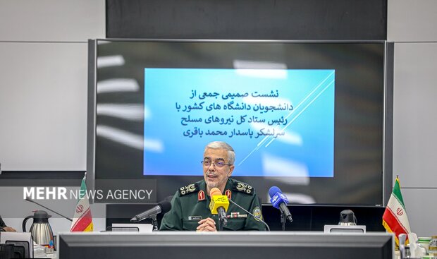 تشکلهای دانشجویی نباید دچار جریان زدگی شوند