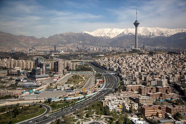 ماندگاری هوای سرد تا صبح فردا در نیمه شمالی تهران