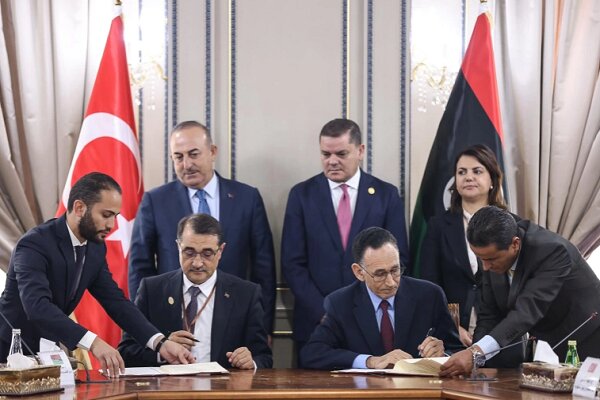 مخالفت مصر و یونان با امضای توافق انرژی میان ترکیه و لیبی