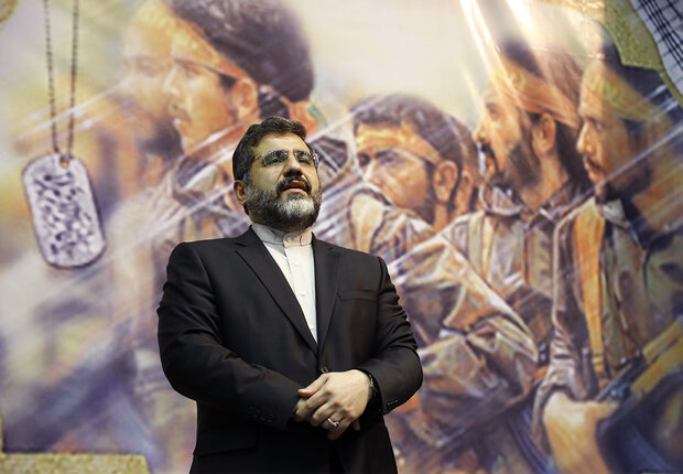نتوانسته‌ایم نسل جدید را با تاریخ پرافتخار ایران آشنا کنیم
