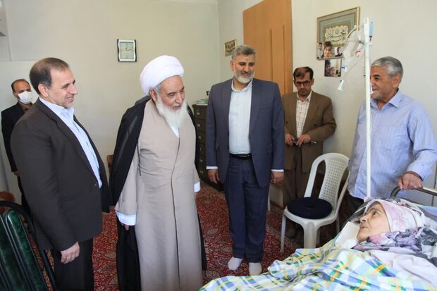 شهدای سرافراز انقلاب اسلامی سرمایه های نظام هستند