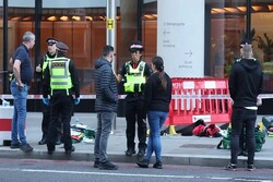 Three people stabbed in central London: report