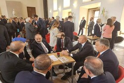 Erdoğan, Paşinyan ve Aliyev ile bir araya geldi
