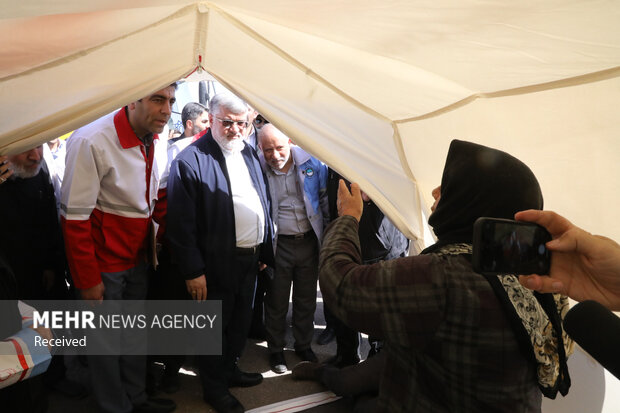 1335 چادر امدادی و 465 بسته غذایی میان زلزلهزدگان خوی توزیع شد