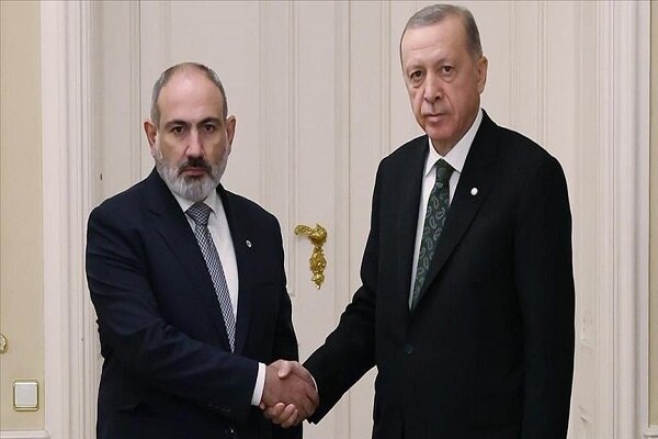 دیدار اردوغان با نخست وزیر ارمنستان