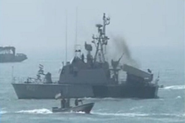 Iran’s IRGC Navy Force stage large-scale parade - Mehr News Agency