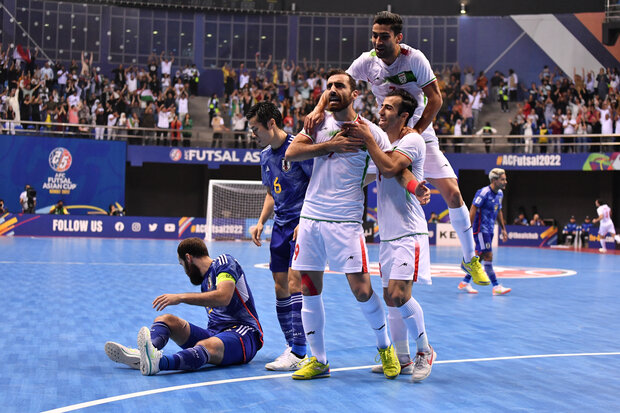 گزارش تصویری از باخت تیم ملی ایران به ژاپن در فینال