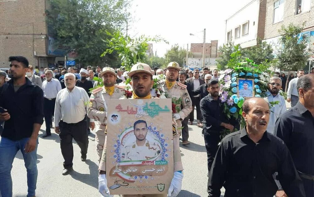 پیکر شهید مرزبان گلستانی در گلزار شهدای کلاله خاکسپاری شد