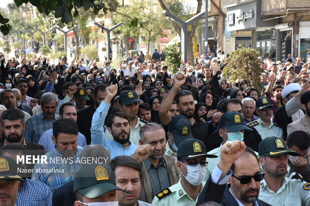 Funeral ceremony of IRGC member in Sanandaj
