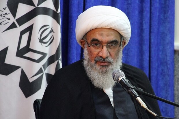 امیرمومنان علی (ع) جان و روح جهان اسلام است