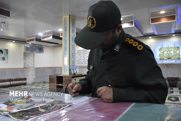 تشییع پیکر ۲ شهید والامقام ۸ سال دفاع مقدس در آبادان