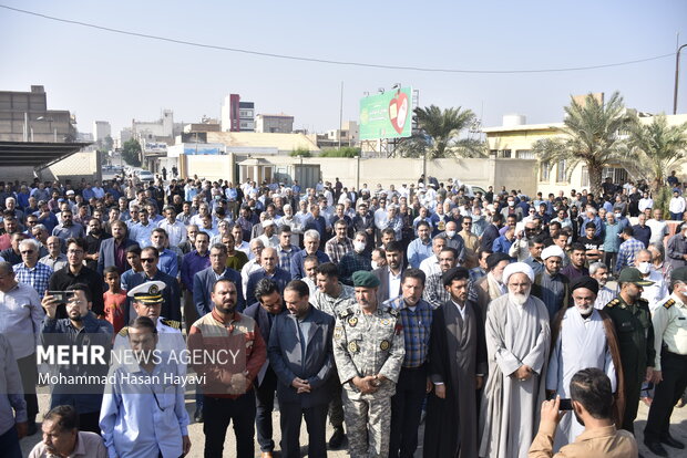 تشییع پیکر ۲ شهید والامقام ۸ سال دفاع مقدس در آبادان