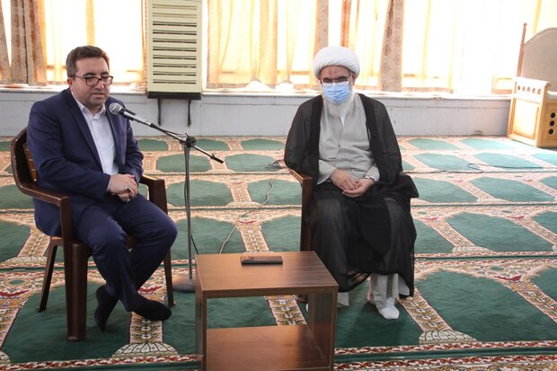 همه مدارس و دستگاههای دولتی باید سند رسمی بگیرند همه مدارس و دستگاههای دولتی باید سند رسمی بگیرند