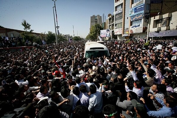 تعبیر زیبای با ولایت تا شهادت