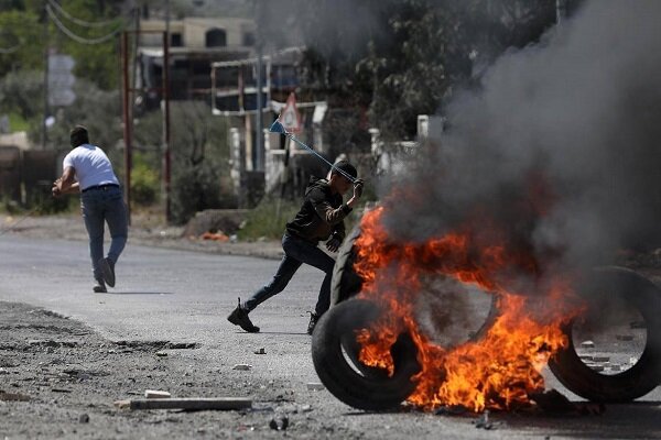 Palestinians, Zionists engage in armed clashes in Al-Quds