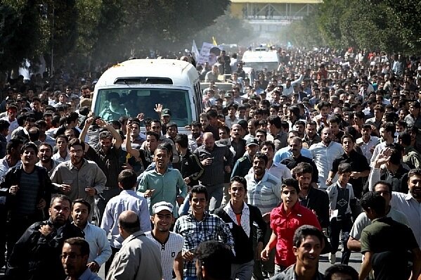 چشم امید «سینه ستبر ایران اسلامی» به تحقق مصوبات سفر رهبر انقلاب