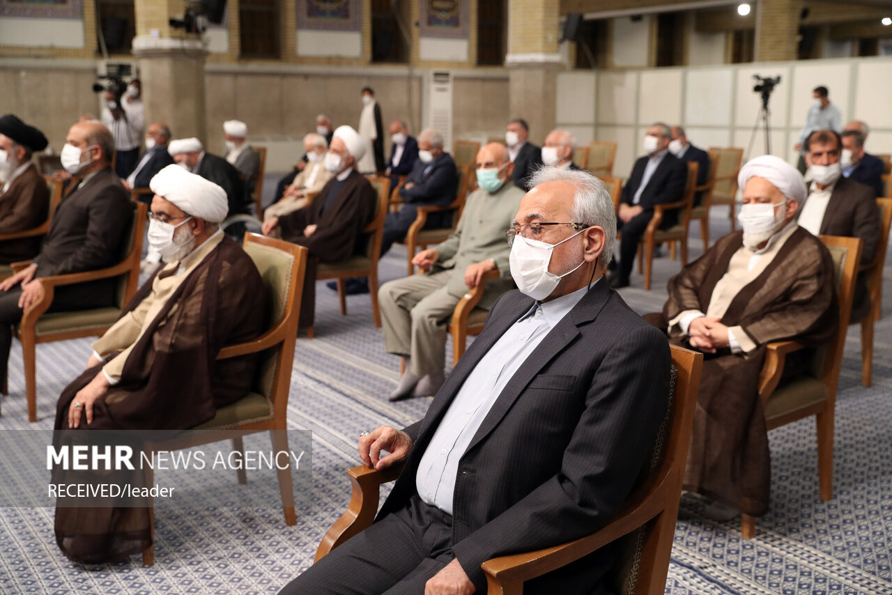 مجمع؛اغتشاشات ویک توصیه مهم/هشدار نسبت به حواسپرتی ازکارهای اصلی