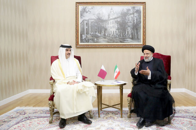 رئيسي و أمير قطر يؤكدان على الارتقاء بالعلاقات بين البلدين إلى مستوى استراتيجي
