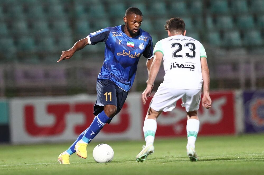 برد استقلال با گلبخودی در وقتهای اضافه/ آبیها در تعقیب پرسپولیس