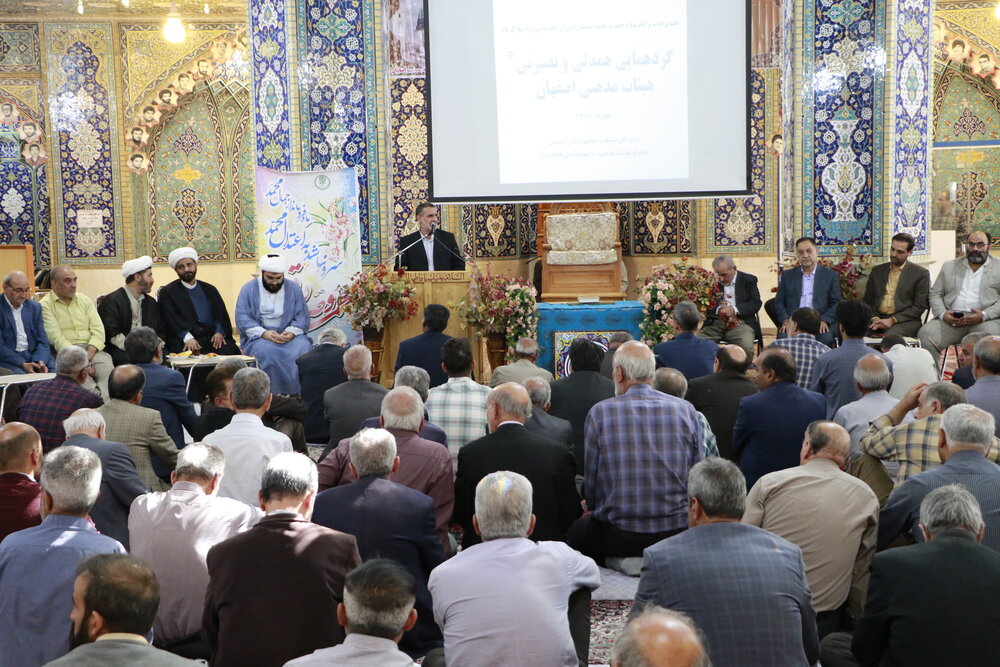 هیئات مذهبی اهانت به ارزش‌های اسلامی و انقلابی را برنمی‌تابند